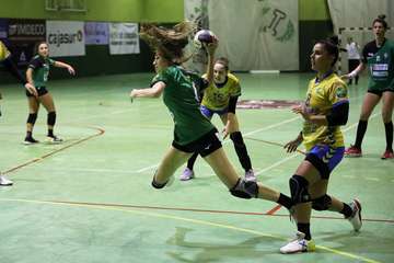 El Rocasa se impone a Adesal Córdoba tirando de veteranía/TA.